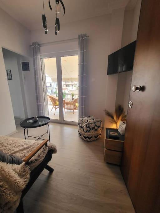 Apartamento Under The Hill Atenas Exterior foto