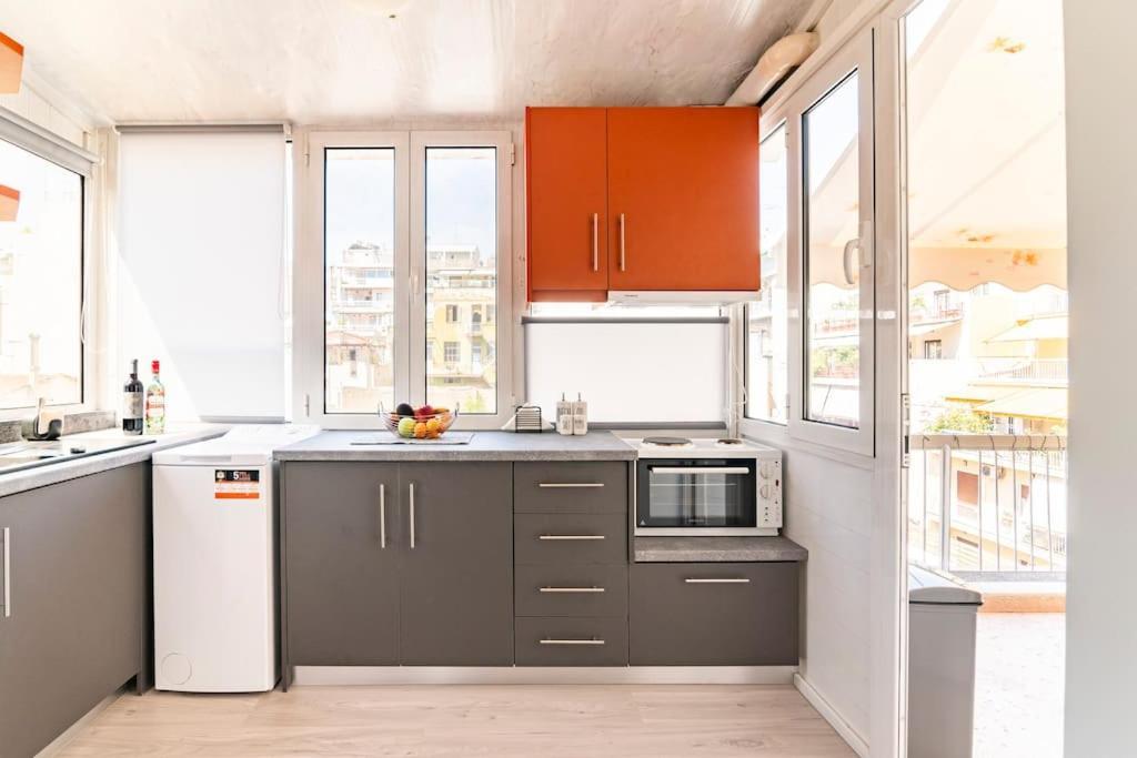 Apartamento Under The Hill Atenas Exterior foto